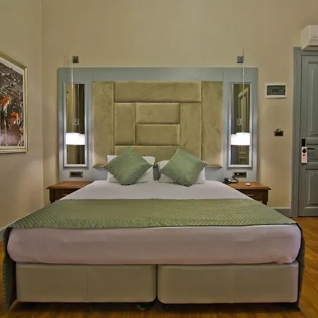 Hotel No2 By Suekrue