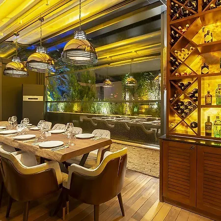 Hotel No2 By Suekrue