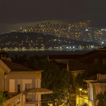 No2 By Suekrue Hotel