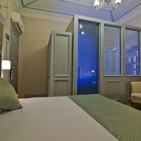 Hotel No2 By Suekrue 2*