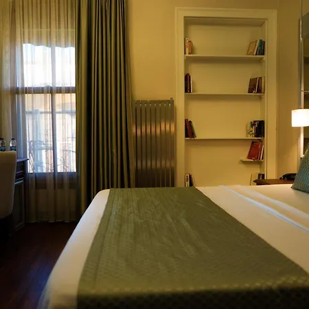 Hotel No2 By Suekrue