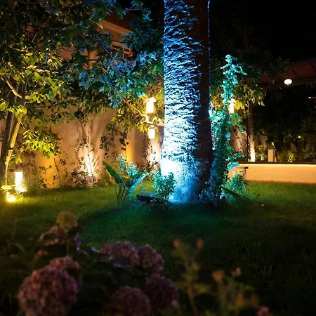 No2 By Suekrue Hotel