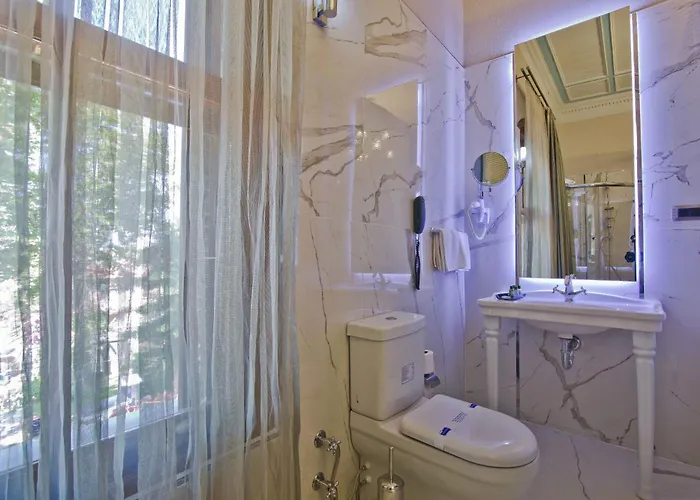 Hotel No2 By Suekrue Adalar