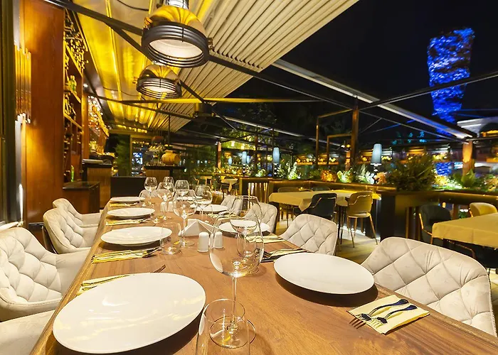 Hotel No2 By Suekrue