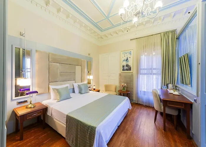 Hotel No2 By Suekrue 2*