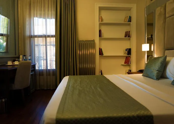 Hotel No2 By Suekrue