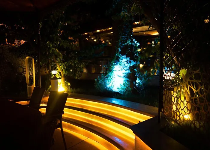 Hotel No2 By Suekrue