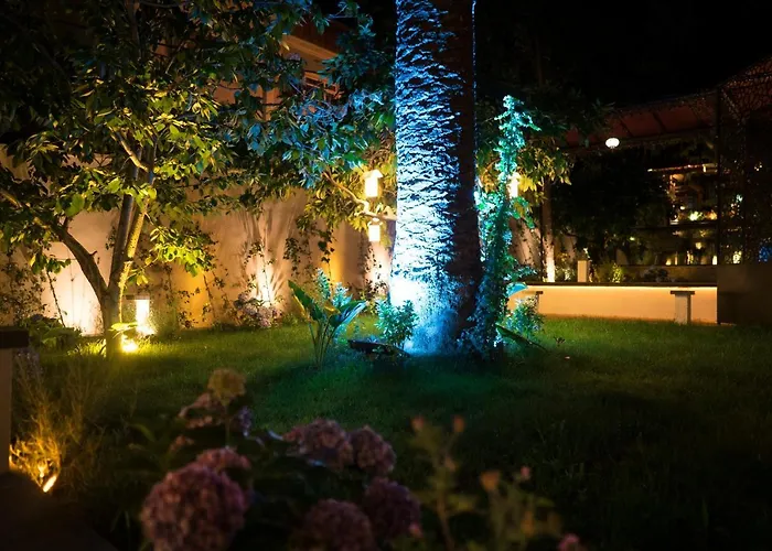 No2 By Suekrue Hotel