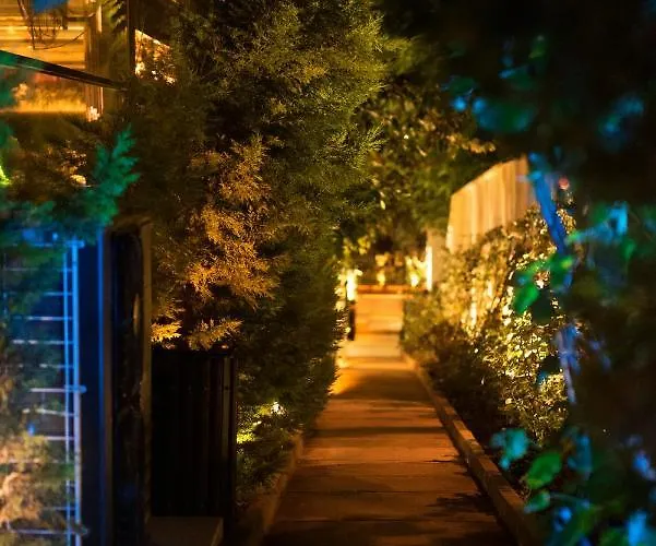 Hotel No2 By Suekrue 2*